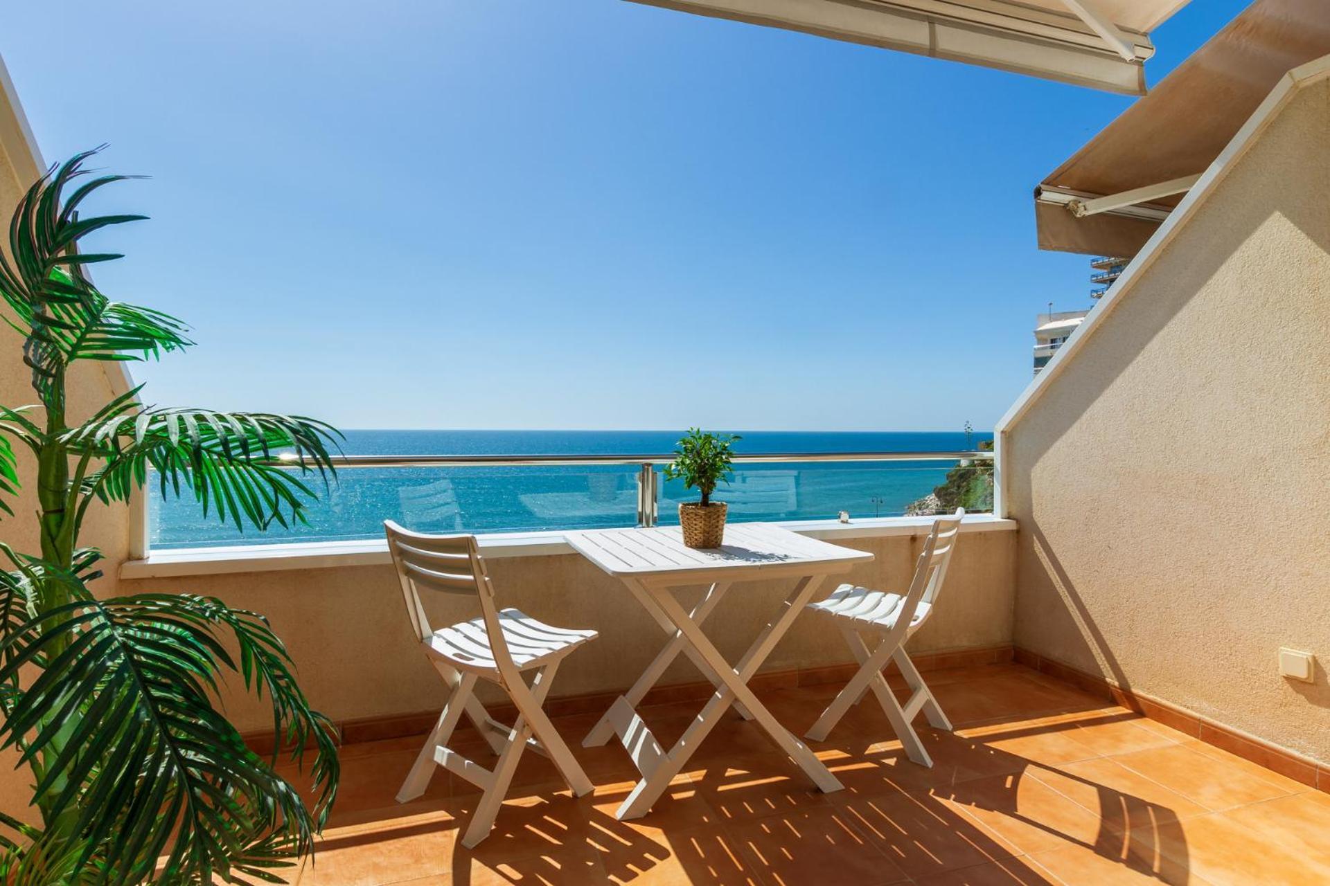 Roca Chica - Parking - Frente Playa - Terraza - Wifi - Bajondillo Y Carihuela Apartment Torremolinos Ngoại thất bức ảnh